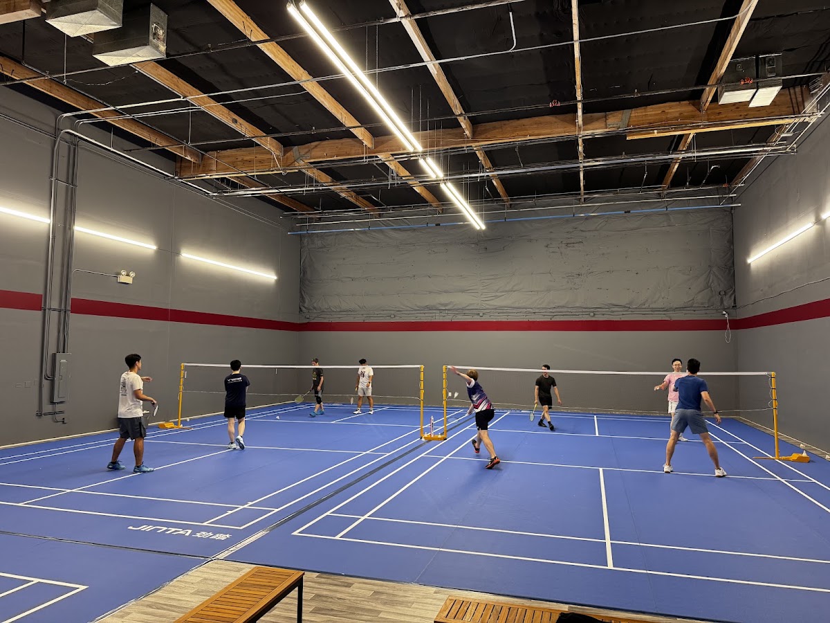 03 International Badminton Club - Photo 2