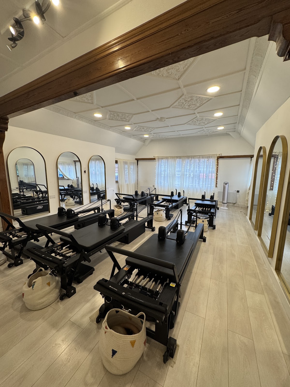 100 Power Pilates & Wellness Studio - Photo 2