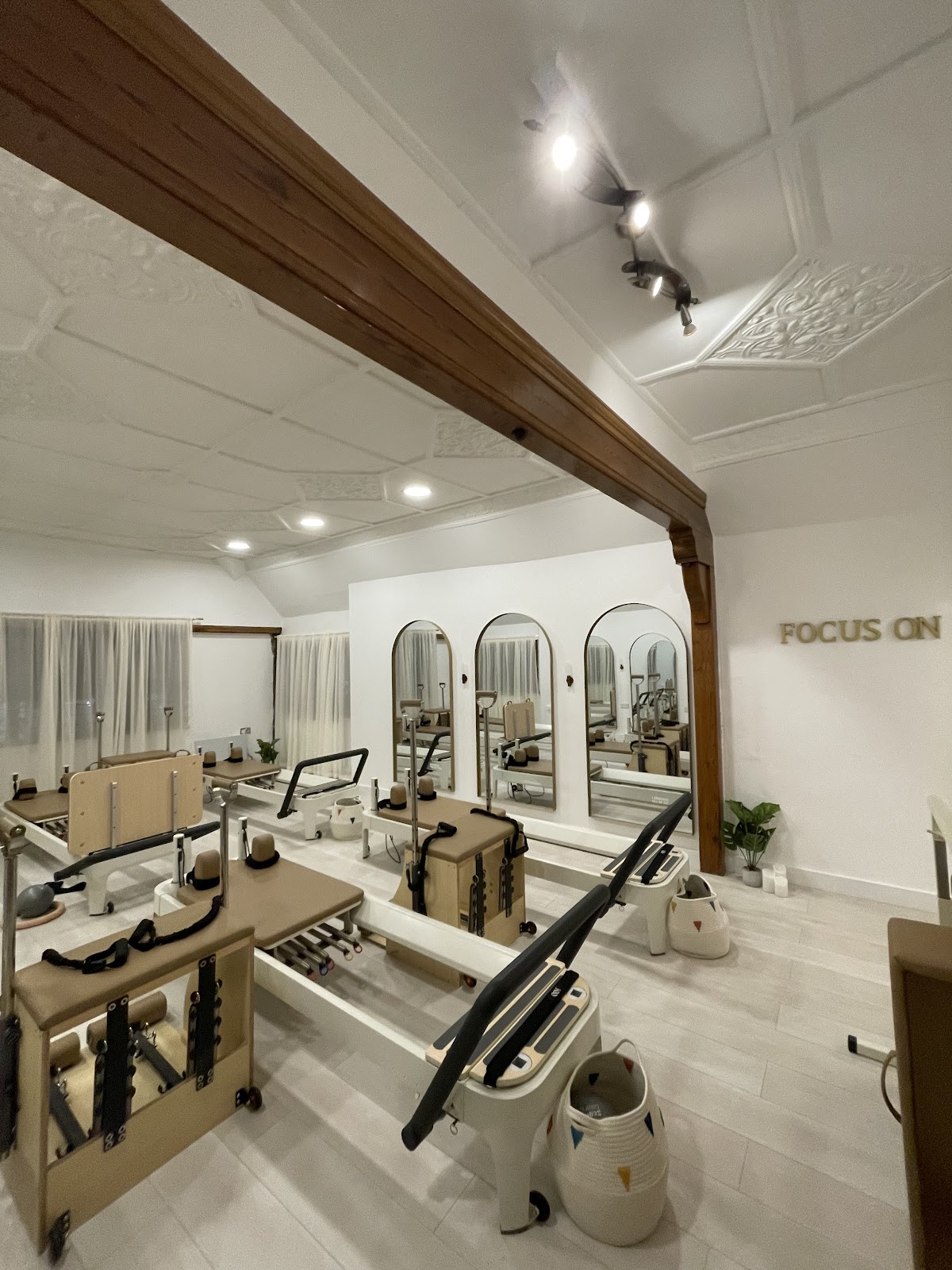 100 Power Pilates & Wellness Studio - Photo 3