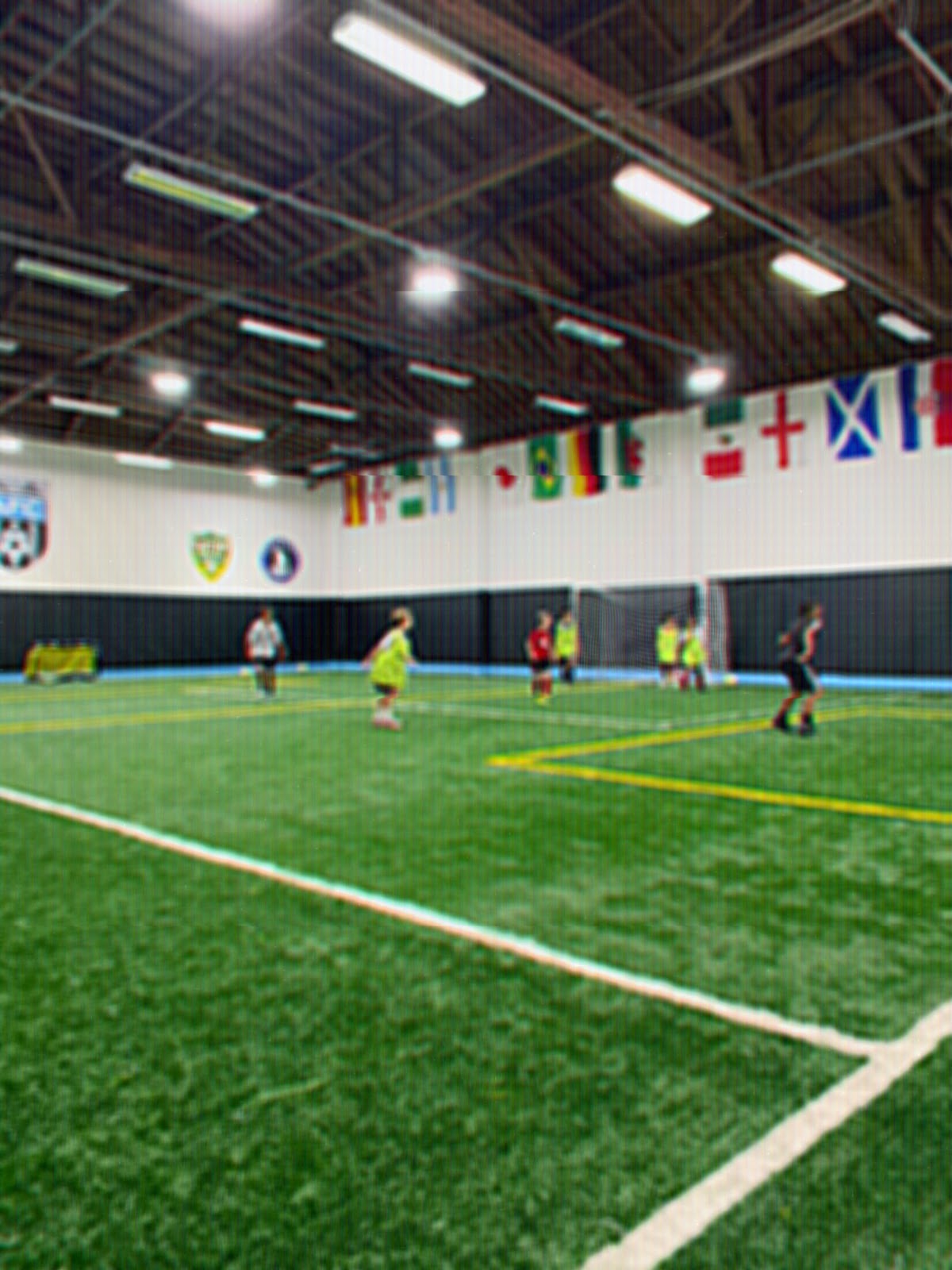 24-7 UK Soccer - Photo 2