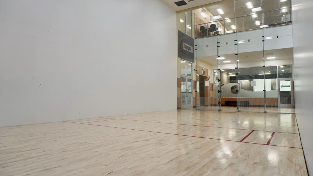 24 Hour Fitness - Photo 1