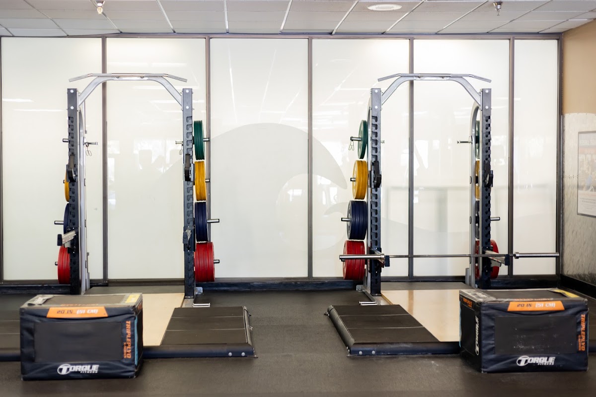 24 Hour Fitness - Photo 1