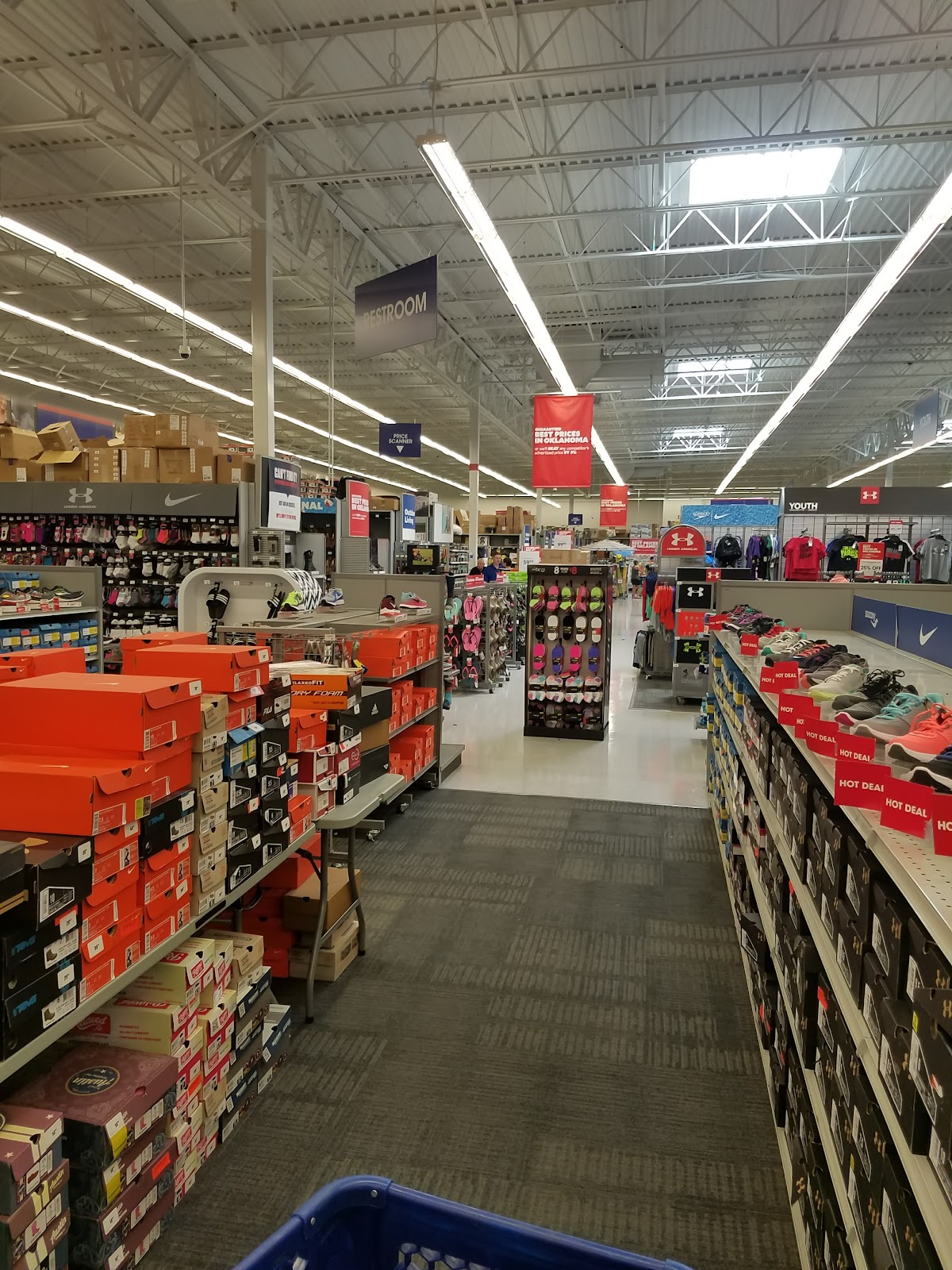 Academy Sports + Outdoors - Photo 3