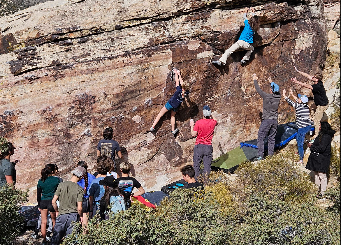 Aesthetic Climbing Gym - Photo 3