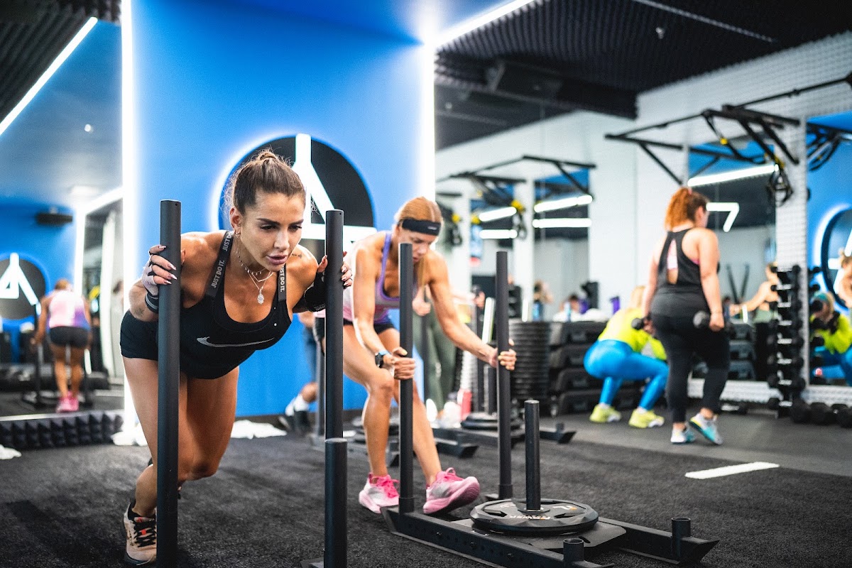 AIRLAB Fitness Midtown Miami - Photo 2
