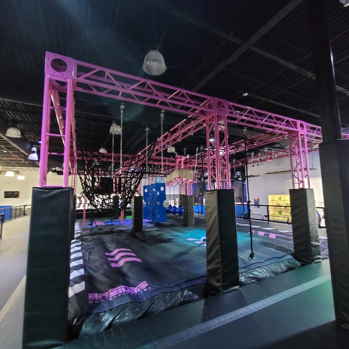 Airtopia Adventure Park - San Antonio - Photo 3