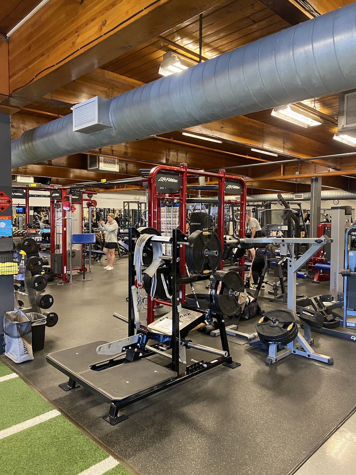 Alaska Fitness - Photo 2