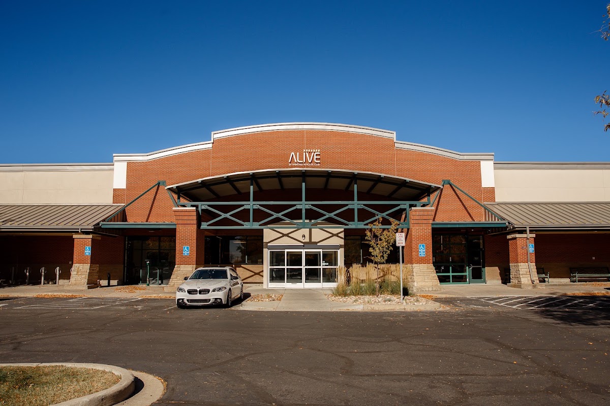 ALIVE by Raintree 24/7 Gym - Photo 3