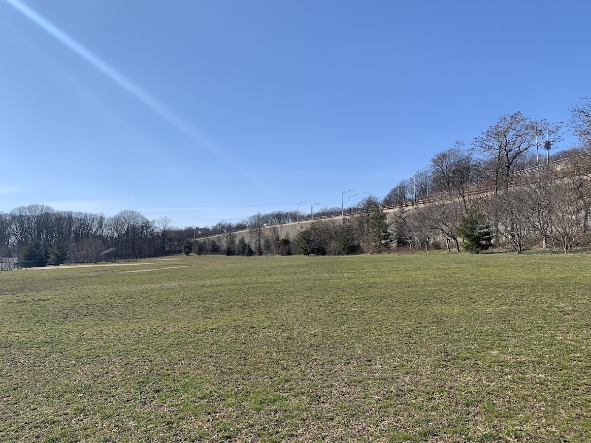 Alley Pond Tennis Center - Photo 3