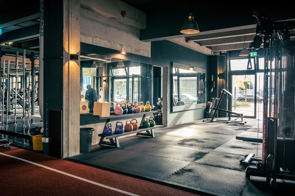 ALMA SPORTS CLUB GmbH - Photo 2