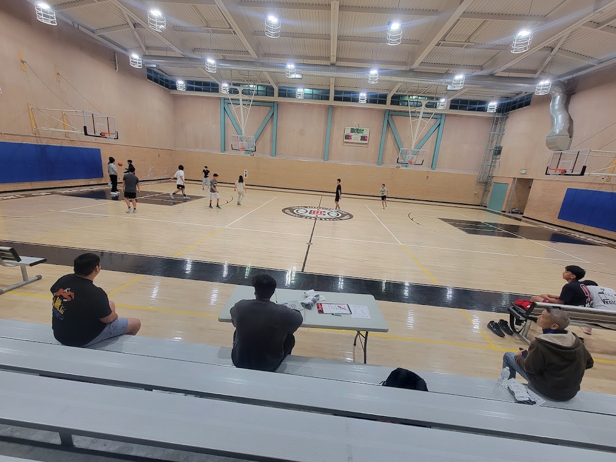 Alpine Recreation Center - Photo 3