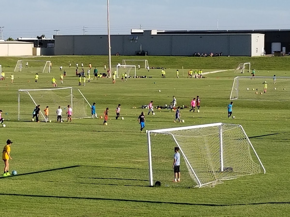 Alsuma Soccer Complex (Blitz United Soccer Club) - Photo 2