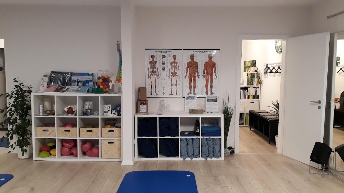 Angela Rutz - Gesundheitstraining Karlsruhe - Photo 2
