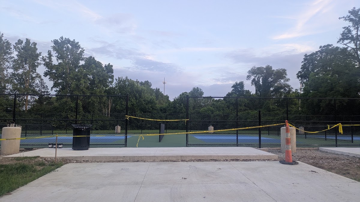 Anheuser-Busch Pickleball Courts - Photo 2