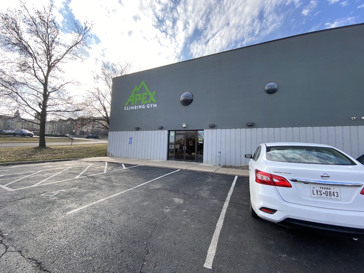 Apex Climbing Gym - Photo 2