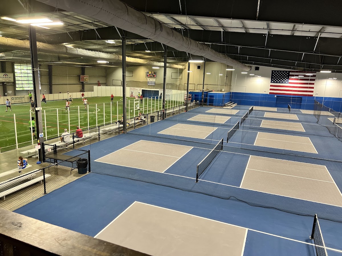 APEX Sports Hub - Photo 3