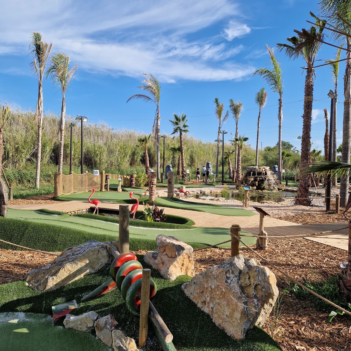 Aquatica Mini-Golf - Photo 2