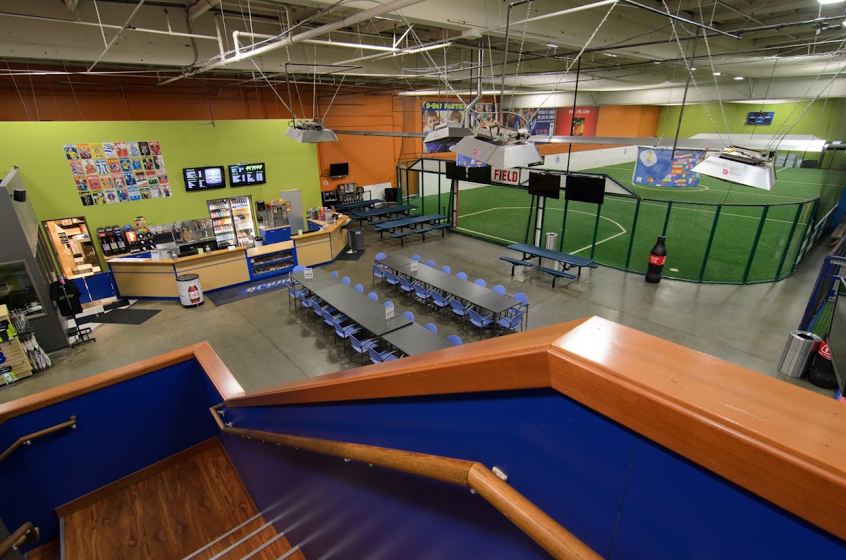 Arena Sports Redmond - Photo 3