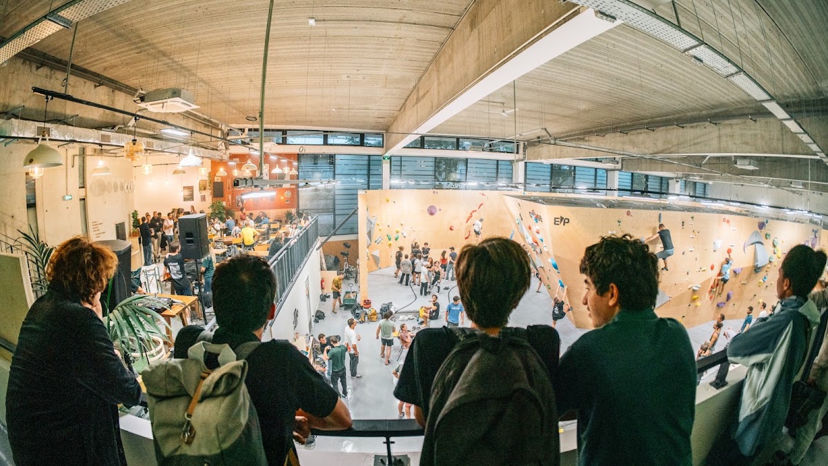 Arkose Issy-les-Moulineaux - Salle d'escalade de bloc - Photo 1