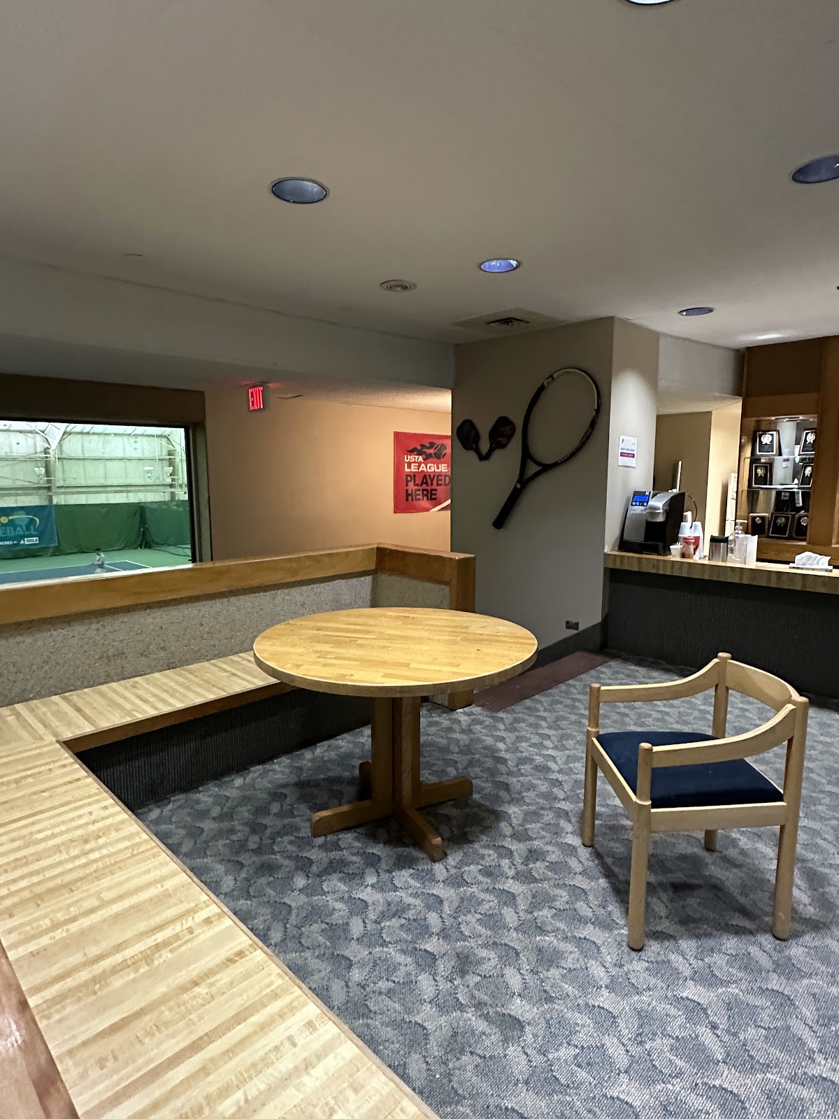 Arlington YMCA Tennis & Squash Center - Photo 3