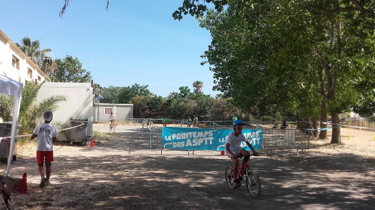 ASPTT Hyères - Photo 3