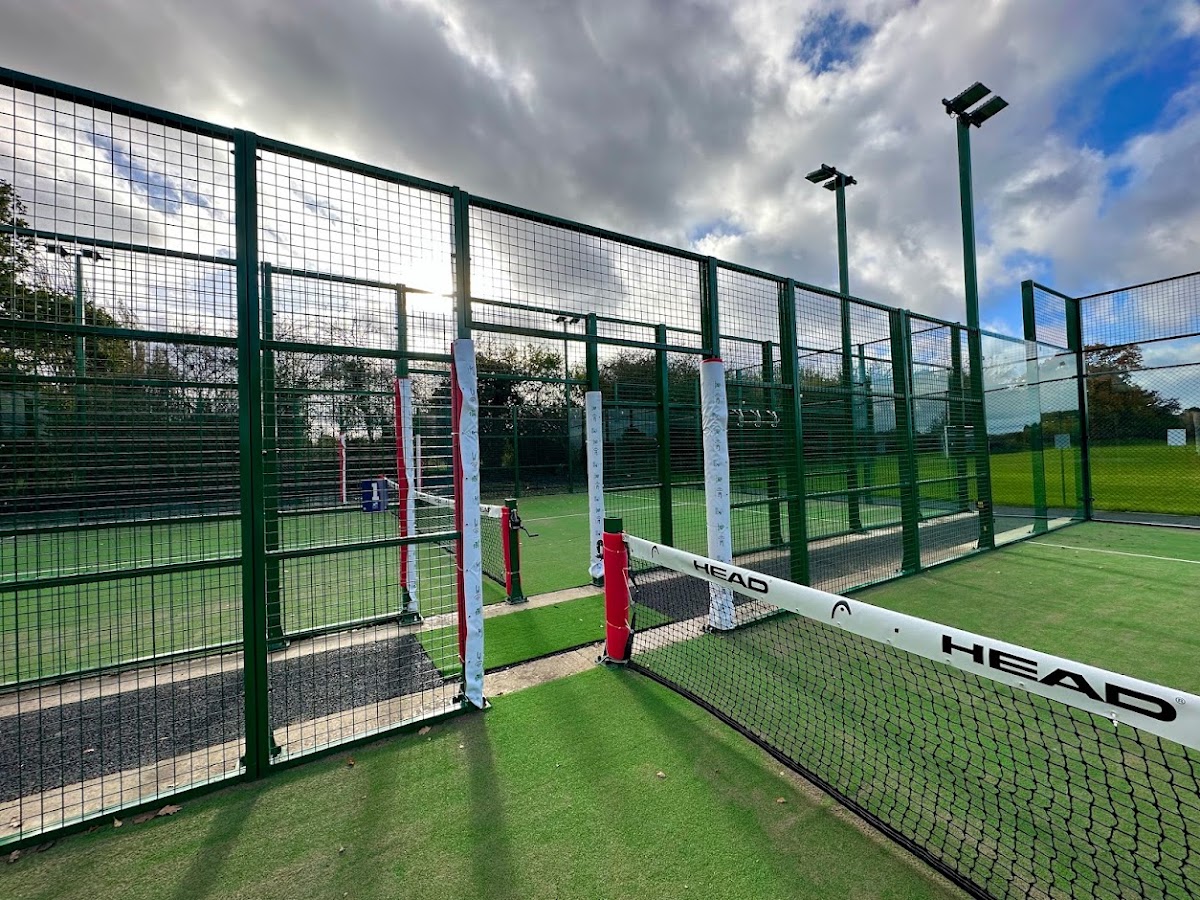 Atmos Padel Potters Bar - Photo 3
