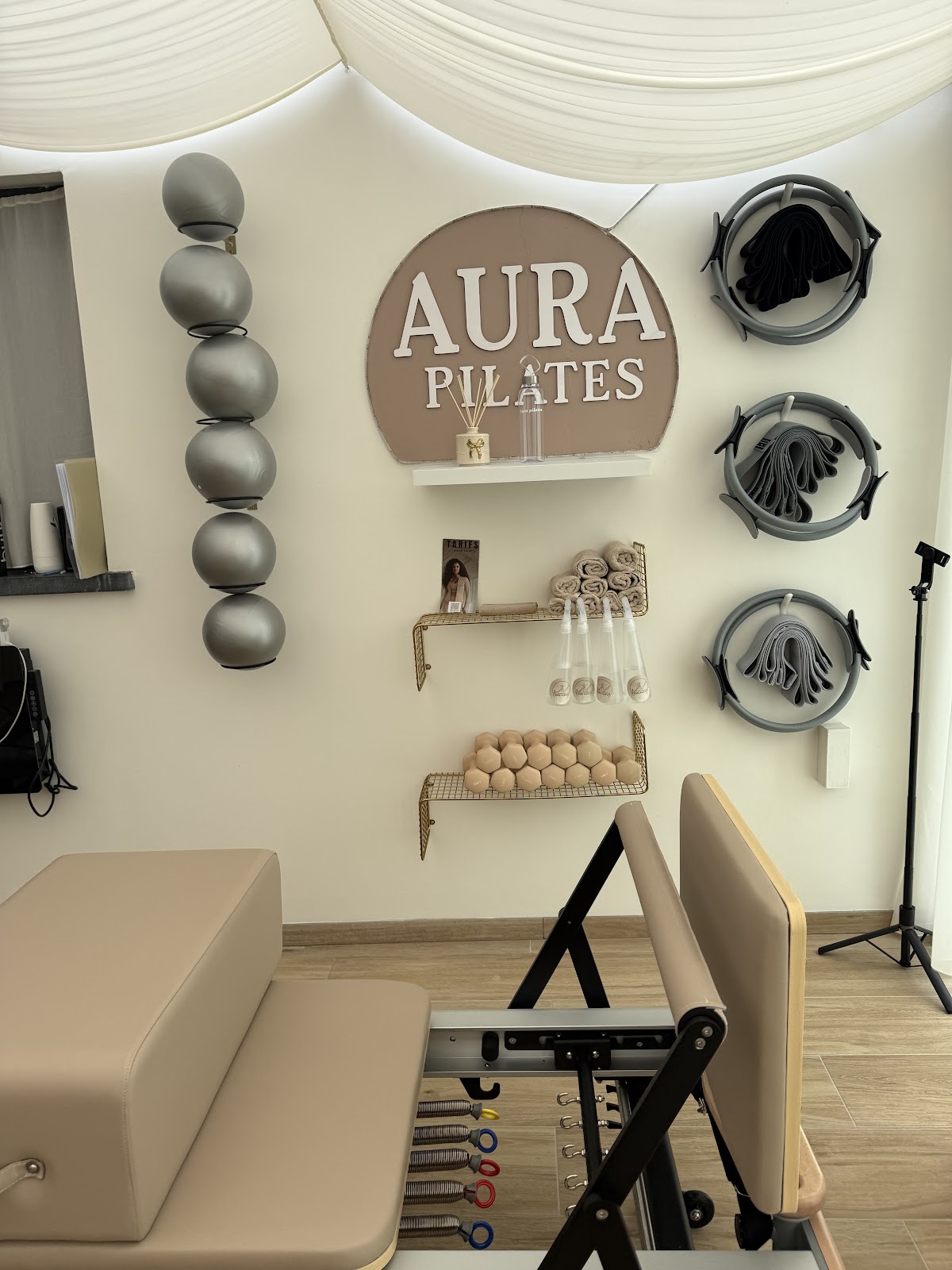 aura pilates - Photo 2