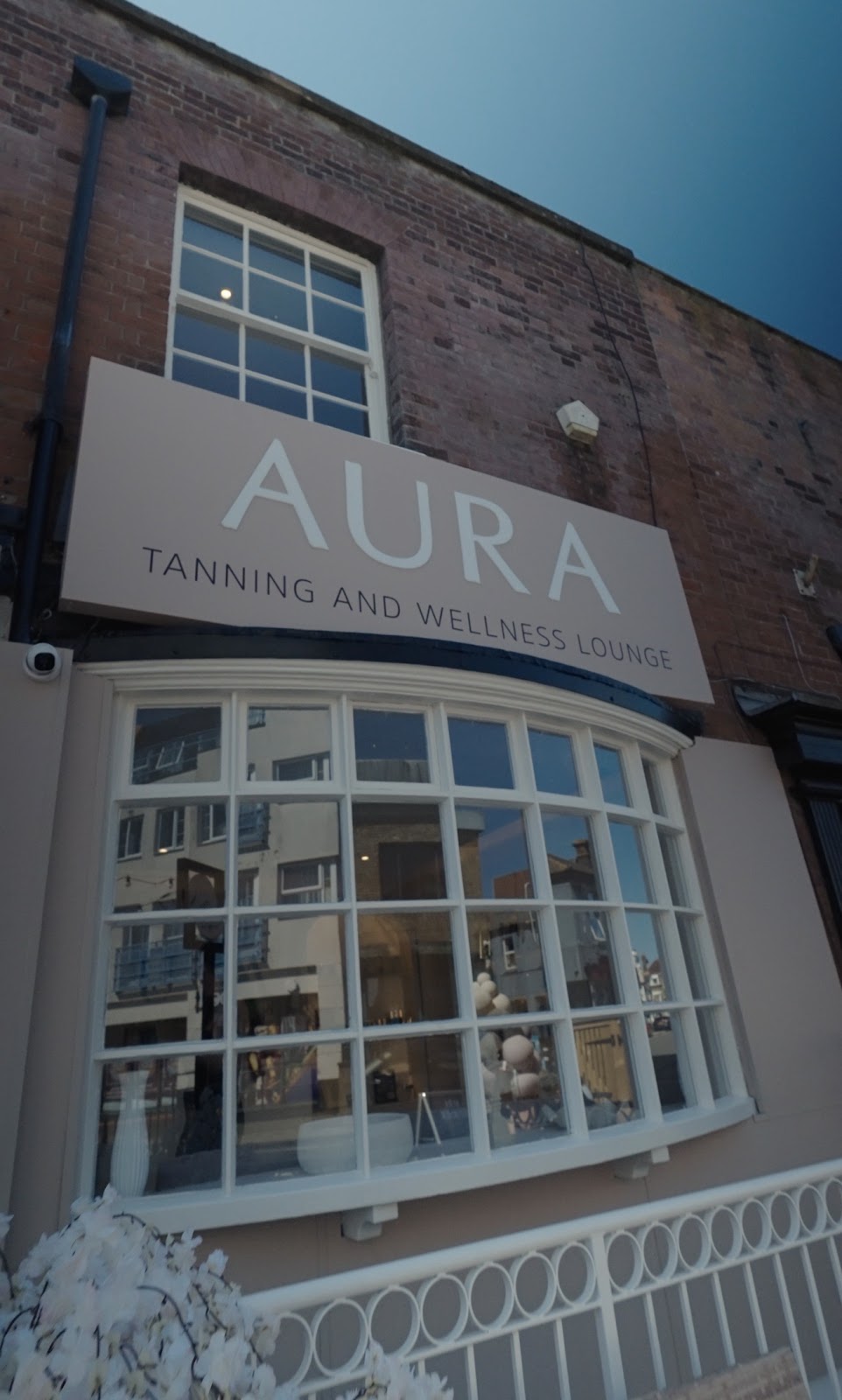Aura Tanning and Wellness Lounge & Aura Reformer