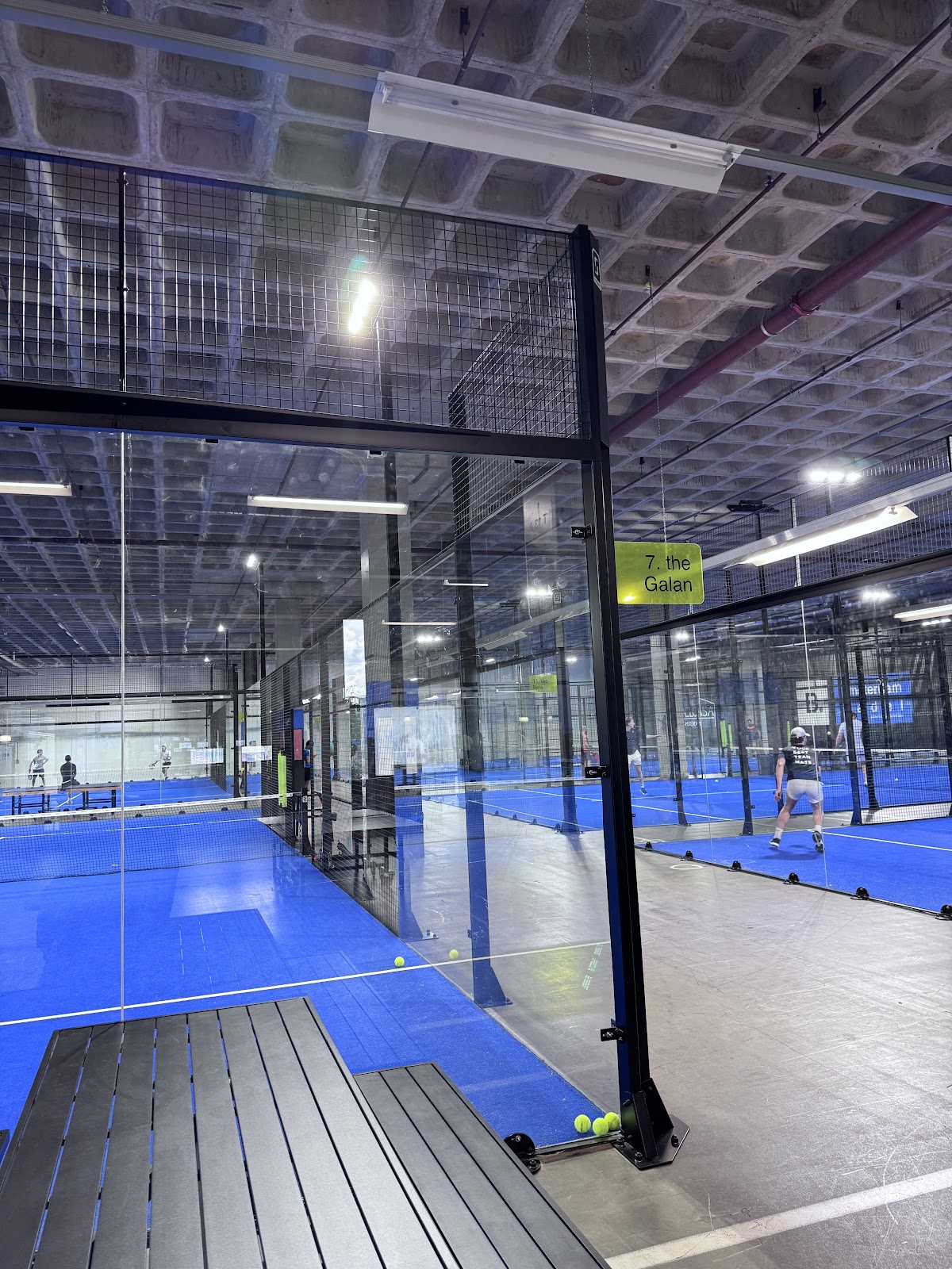 B. amsterdam padel - Photo 2