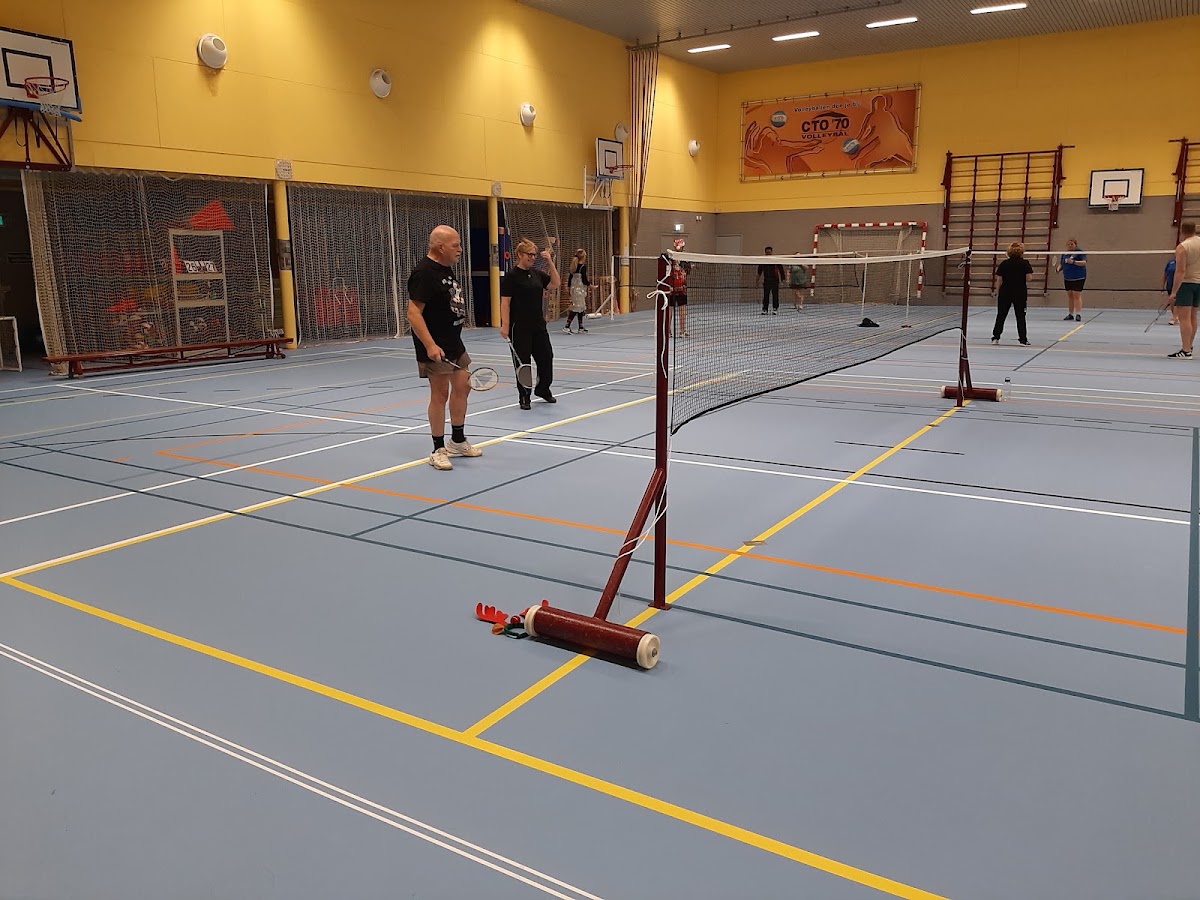 Badmintonvereniging CTO 70 Duivendrecht - Photo 2