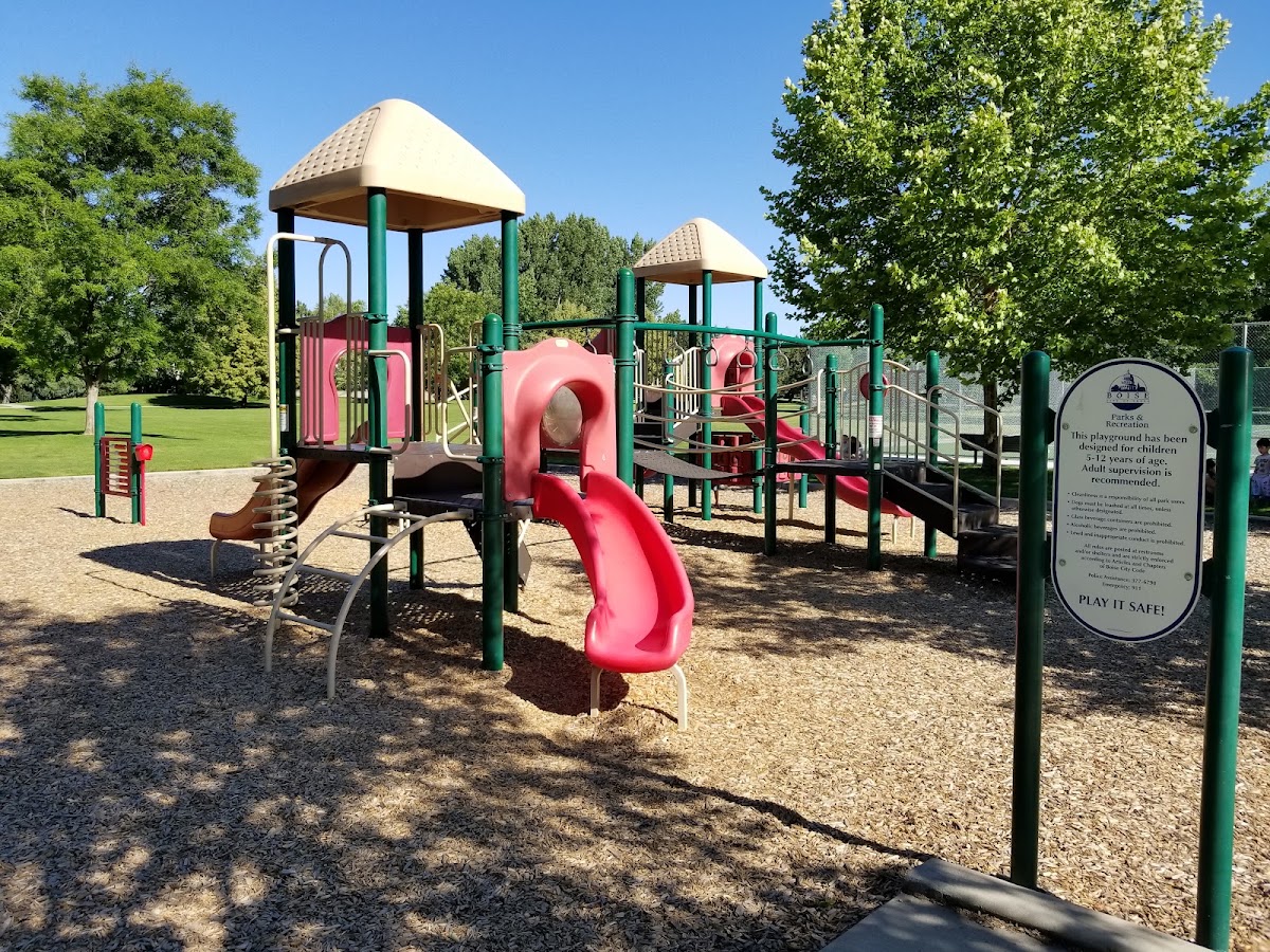 Baggley Park - Photo 1