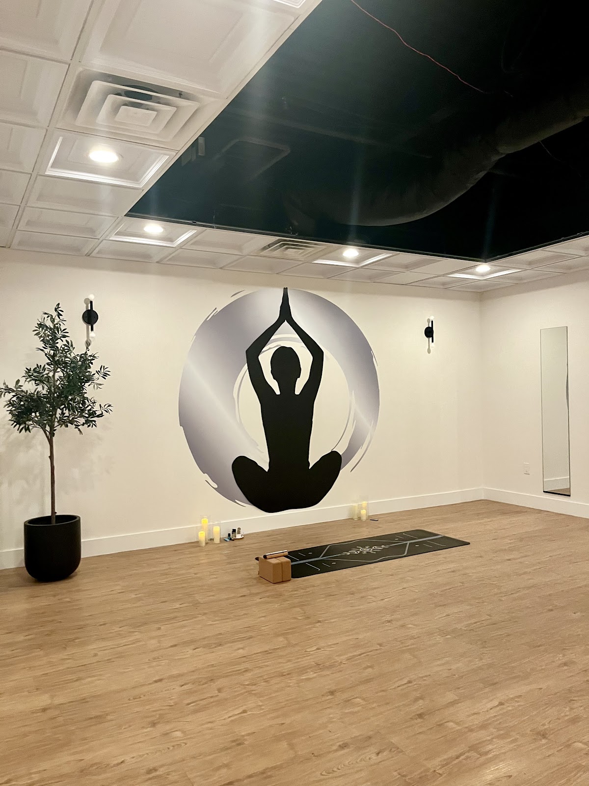 Baker Studio | Paramus - Photo 2