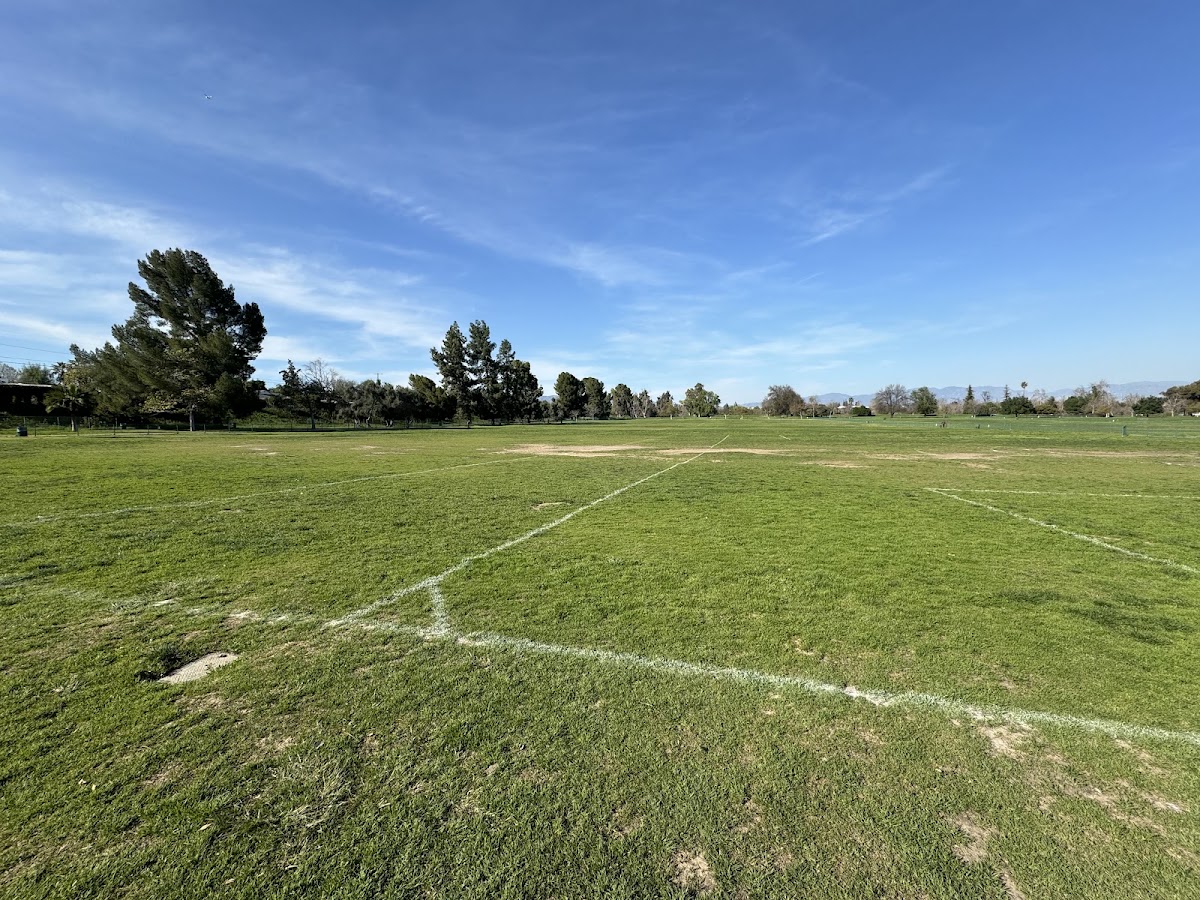 Balboa Sports Center - Photo 2