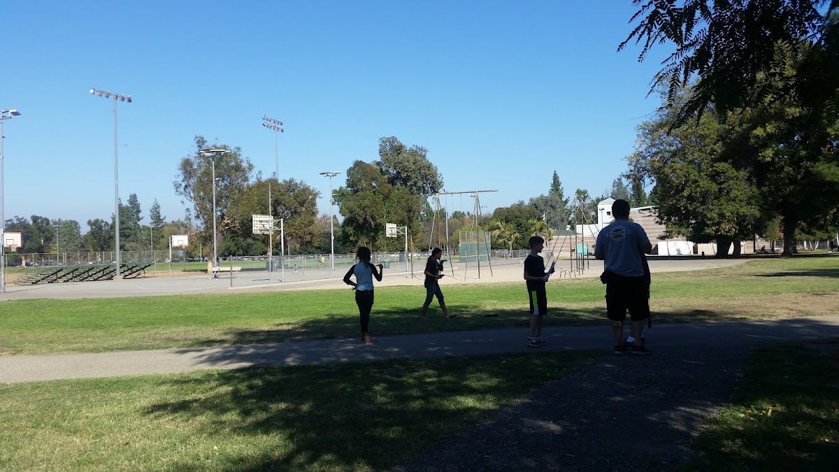Balboa Sports Center - Photo 3