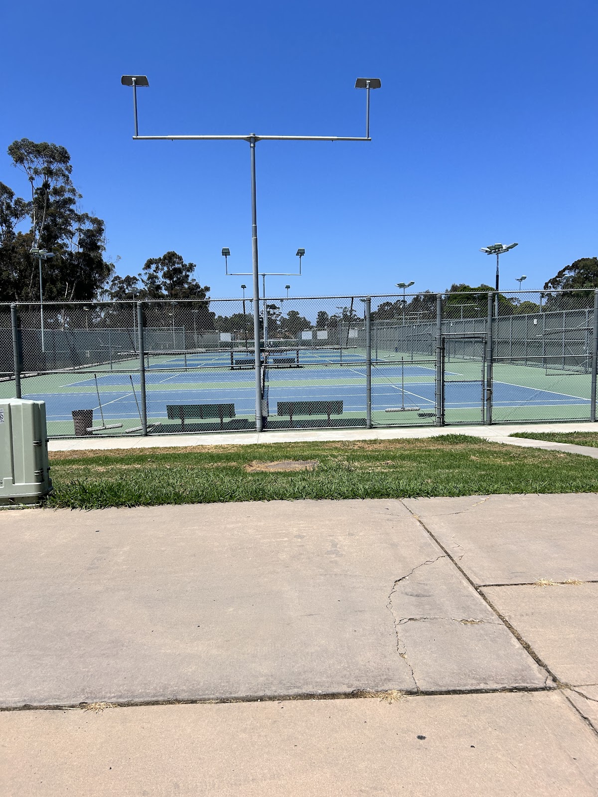 Balboa Tennis Club - Photo 2