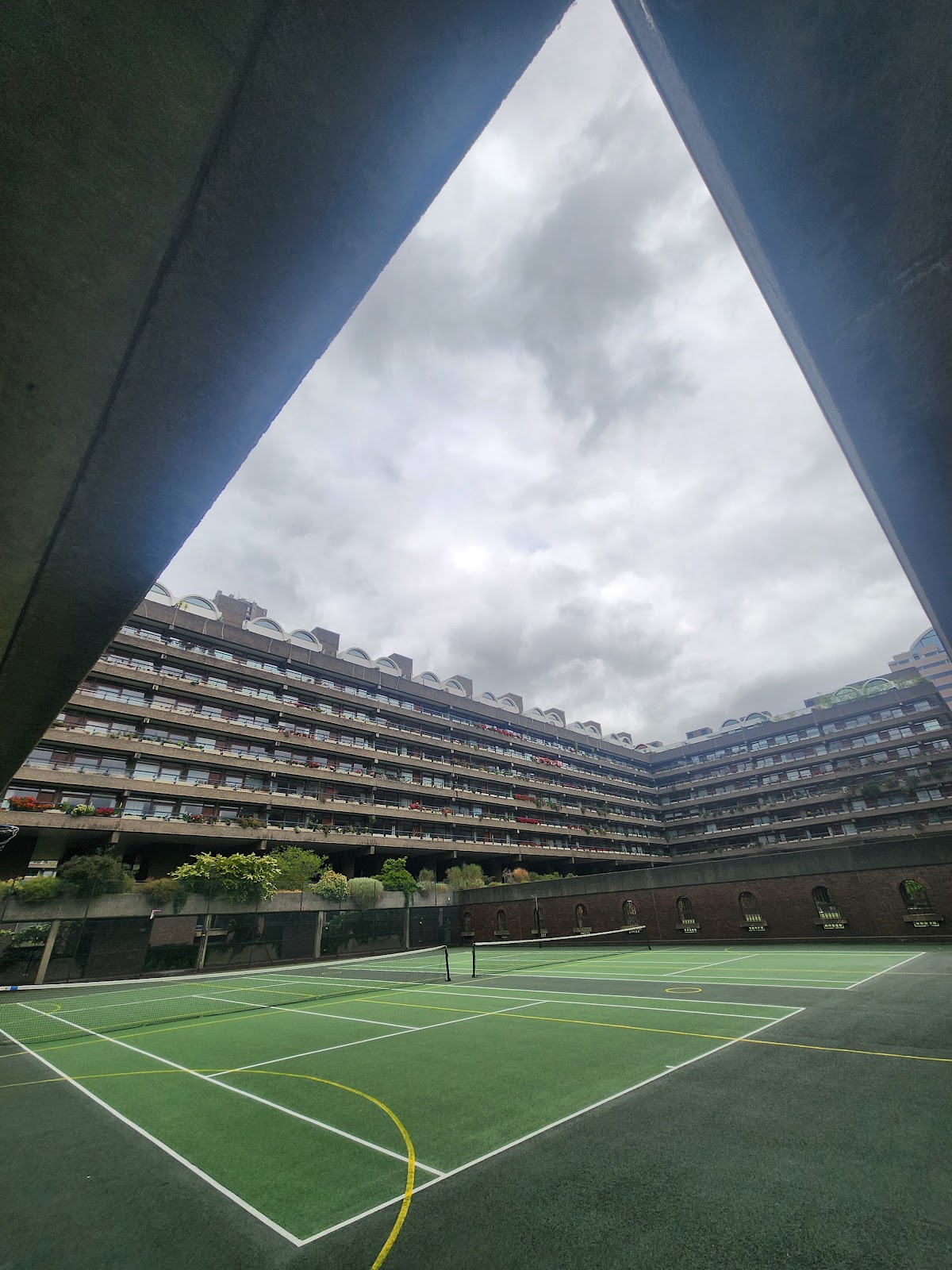 Barbican Tennis Courts - Photo 3