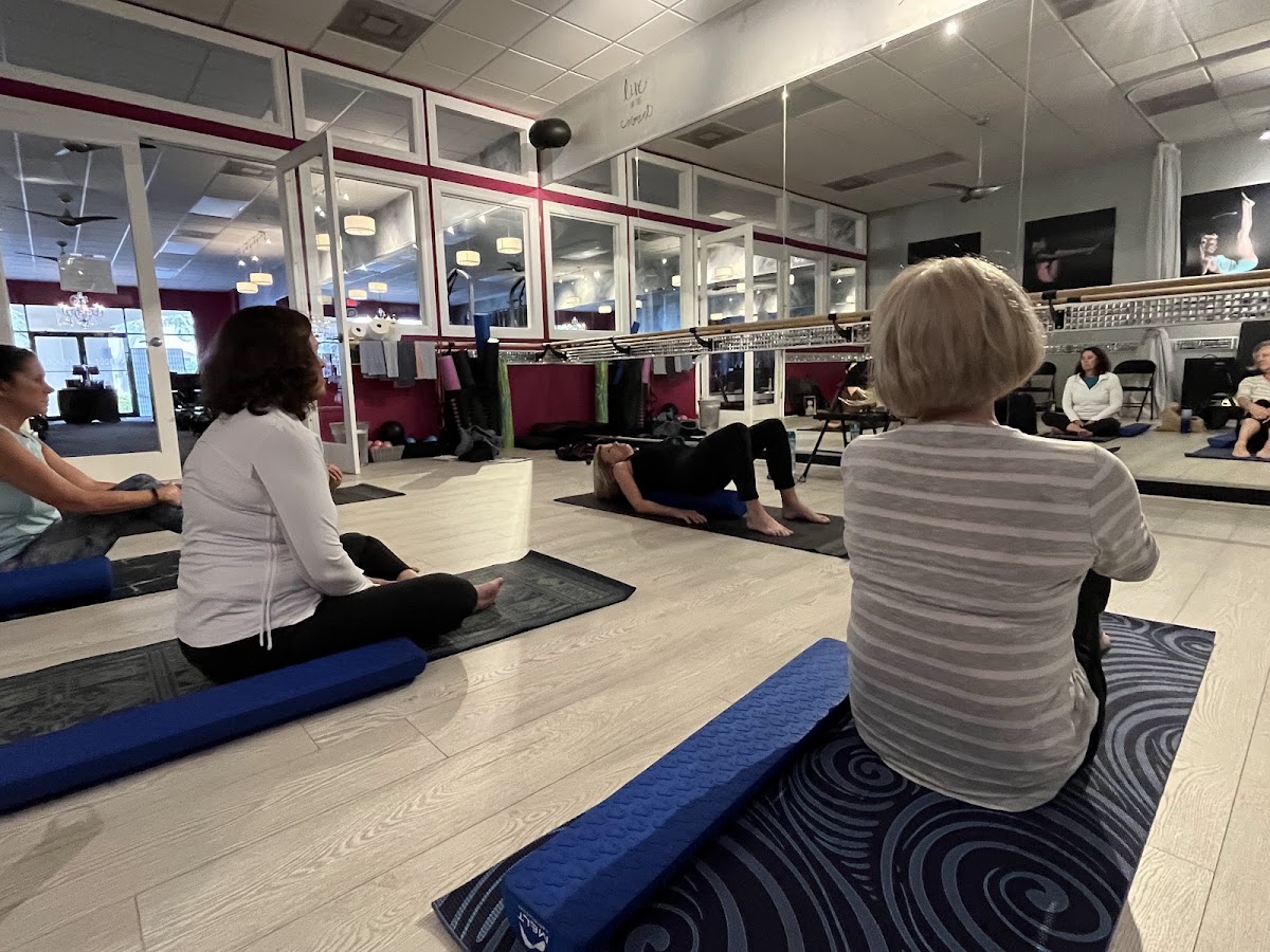 Barre Fusion Pilates Studio - Photo 3