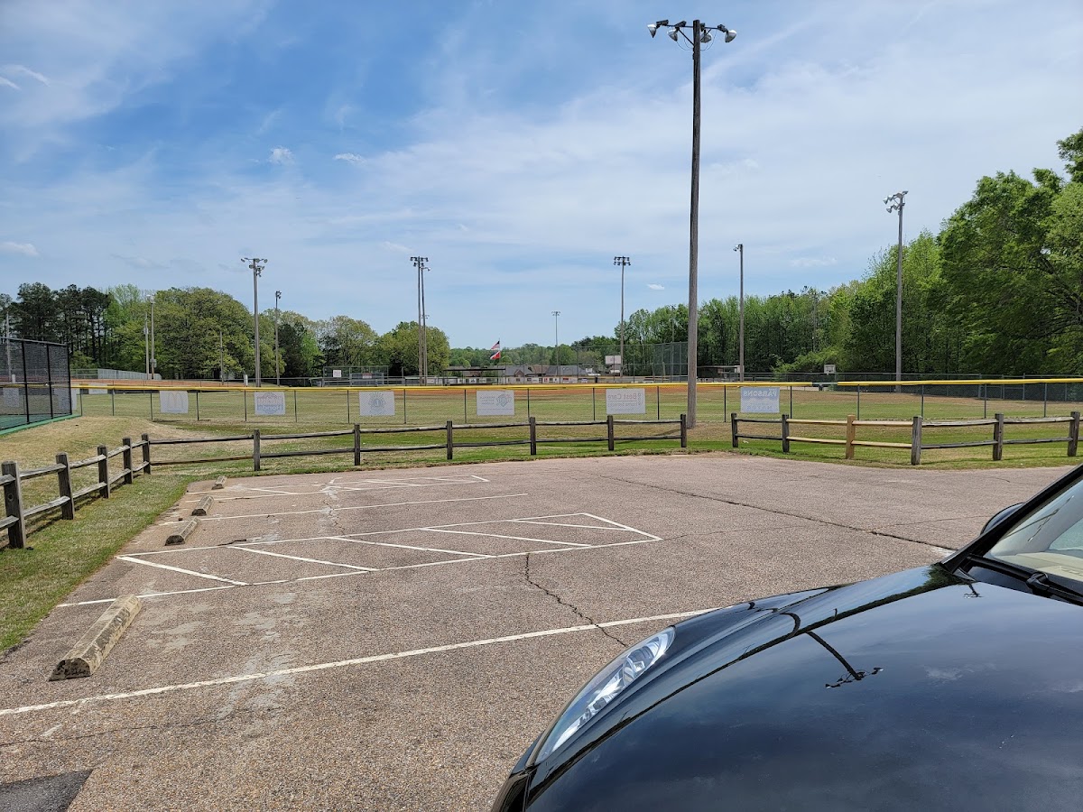 Bartlett Pickleball Courts - Photo 2