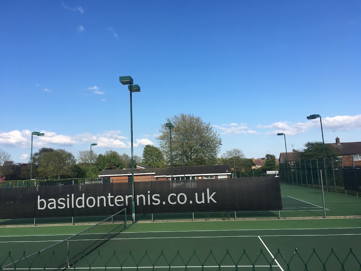 Basildon Lawn Tennis Club - Photo 1