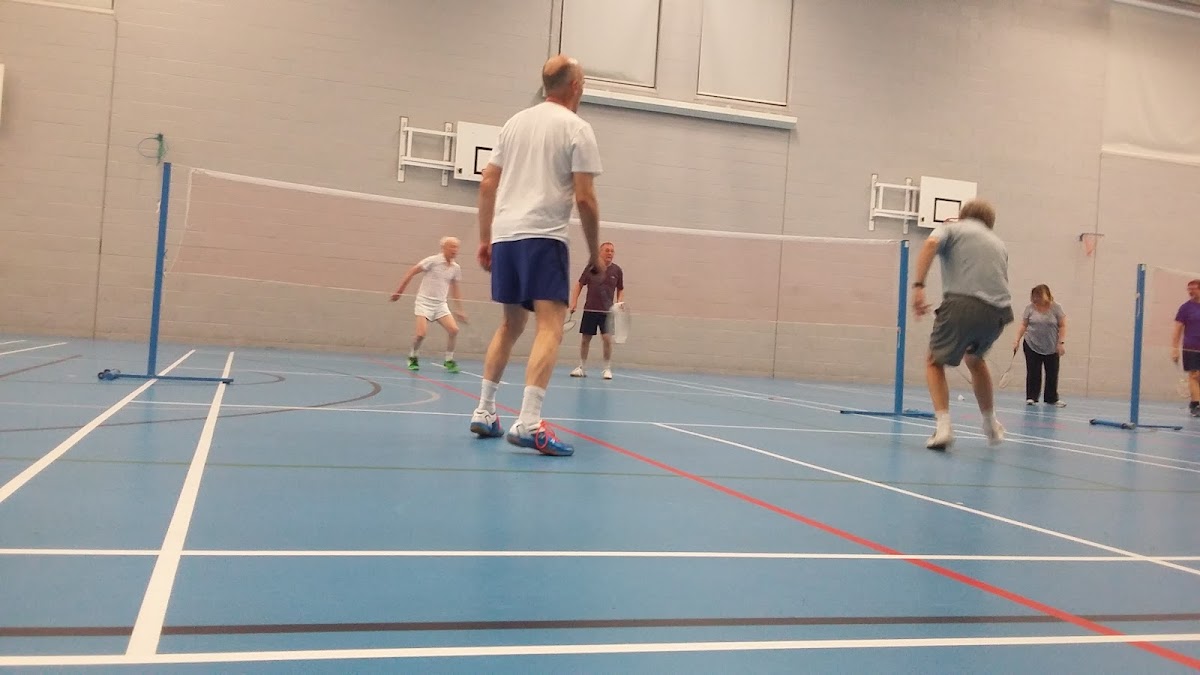 Basingstoke Racketeers Badminton Club - Photo 3