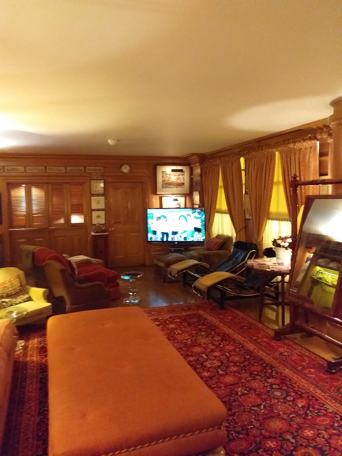 Bath & Racquets Club