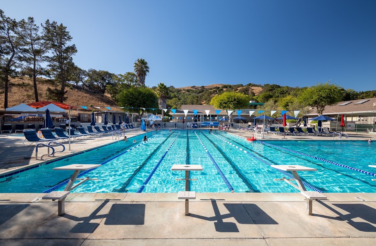 Bay Club Rolling Hills (Novato) - Photo 2