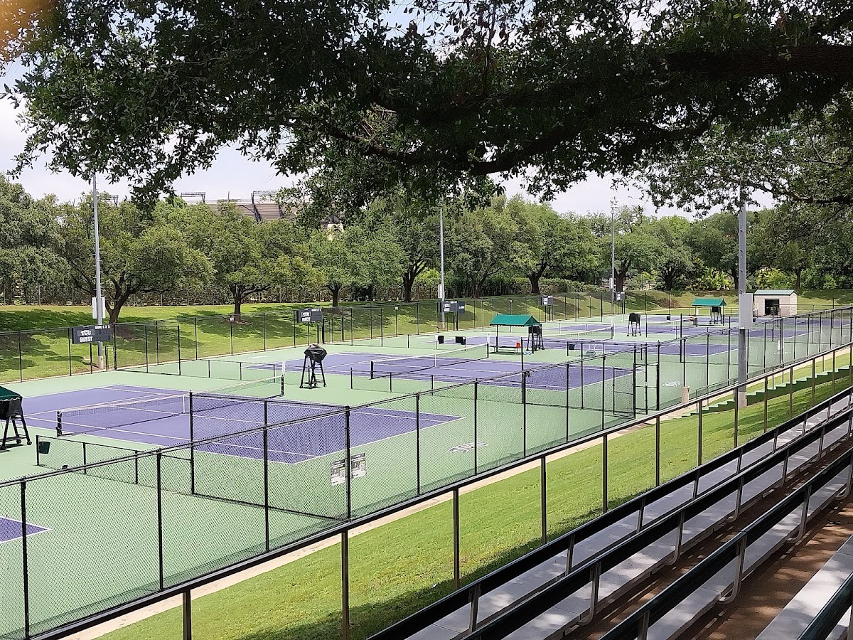 Bayard H. Friedman Tennis Center - Photo 2