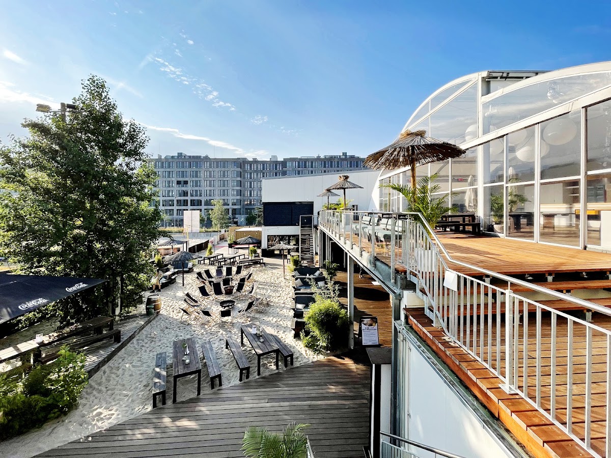 BeachMitte - Photo 1