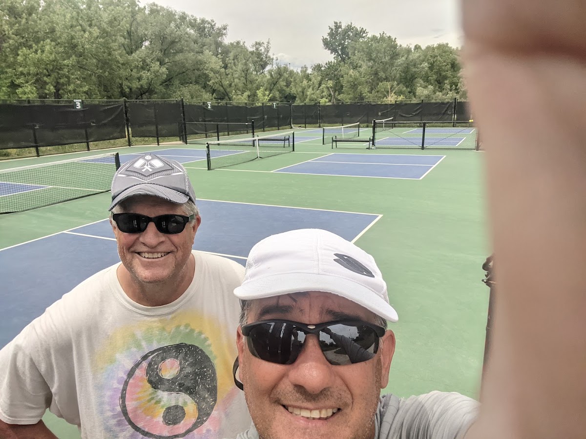 Bear Valley Park Pickleball Courts - Photo 3