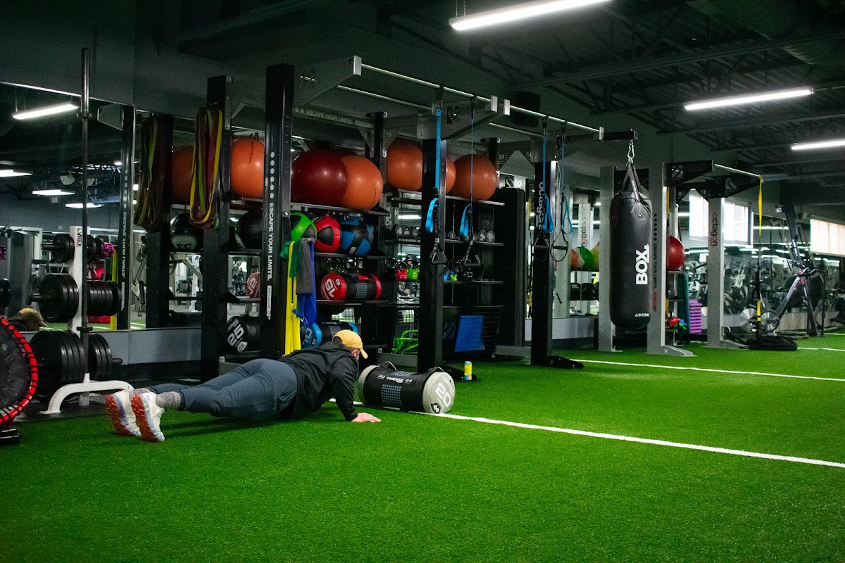 Beechmont Racquet & Fitness - Photo 1
