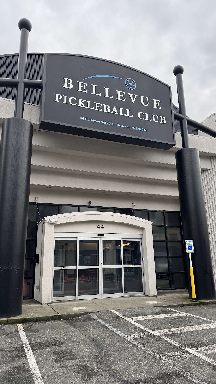 Bellevue Pickleball Club - Photo 2