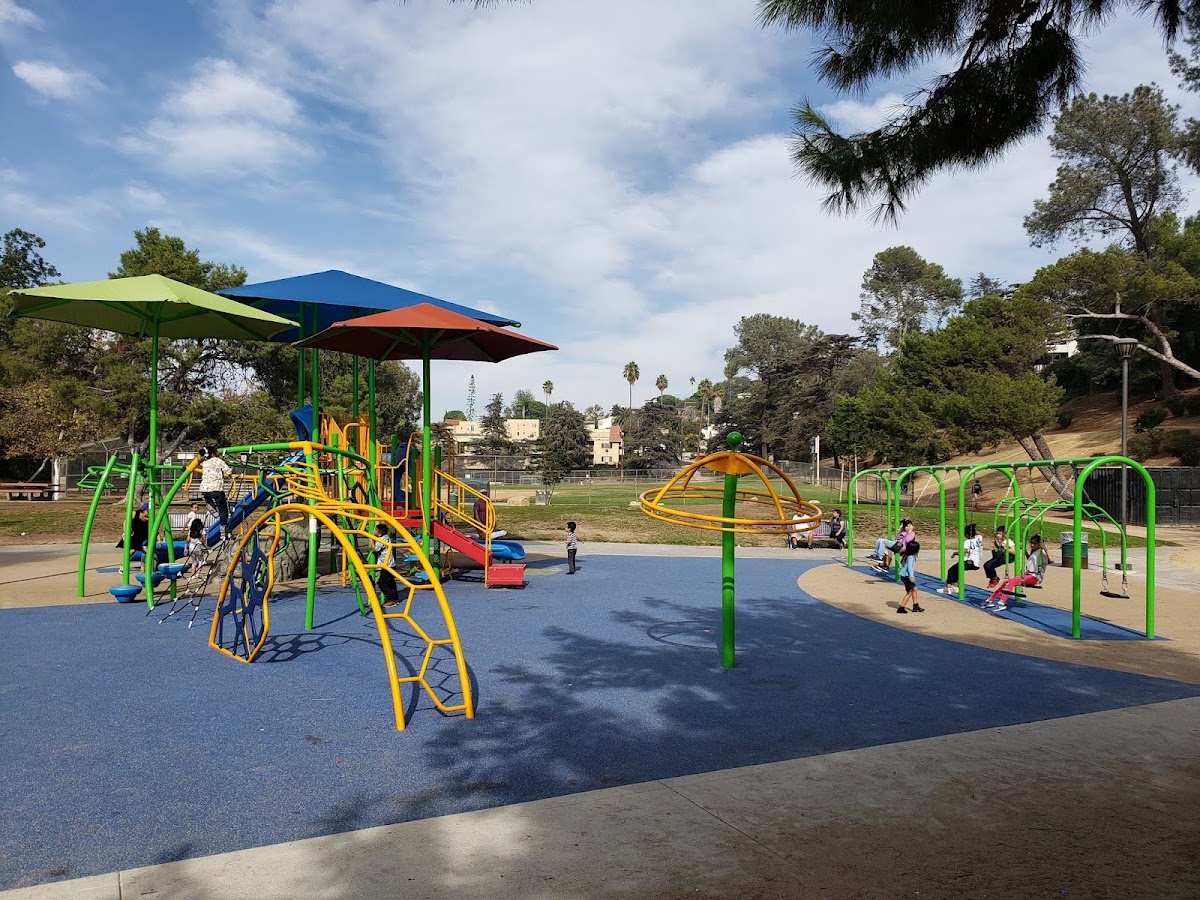 Bellevue Recreation Center - Photo 1