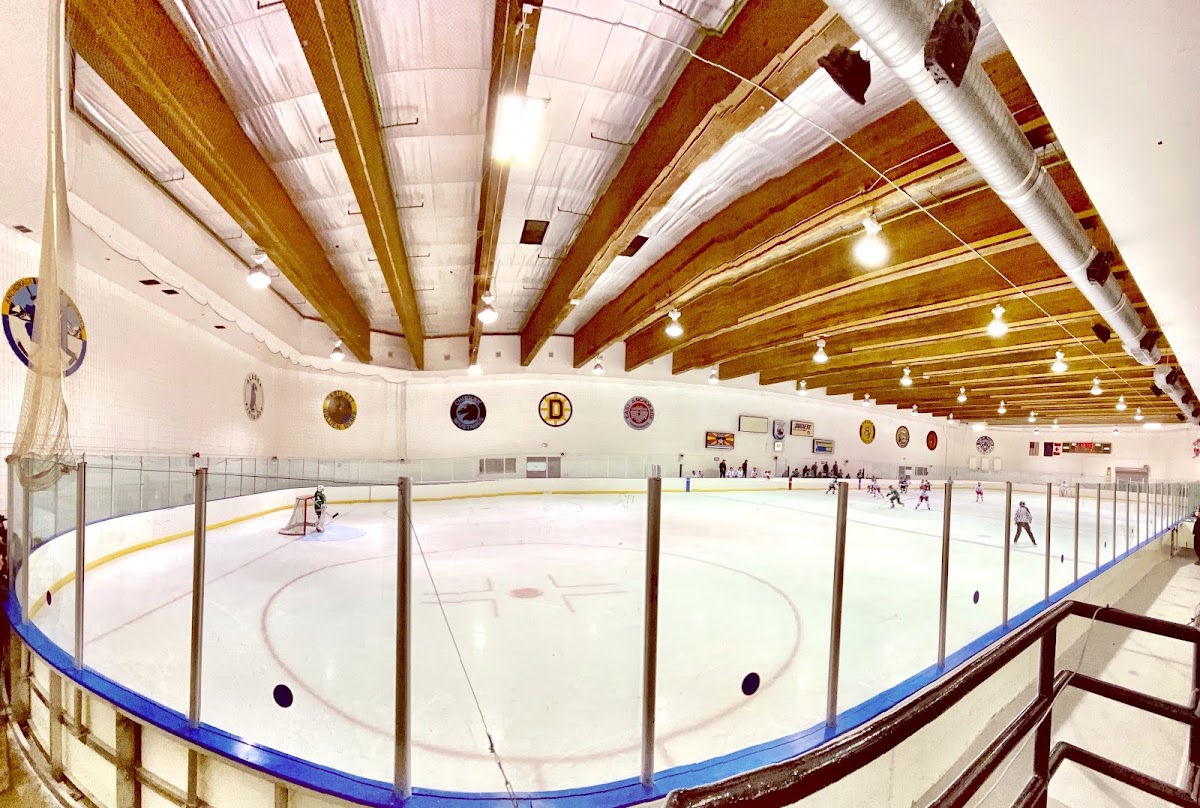 Ben Boeke Ice Arenas - Photo 1