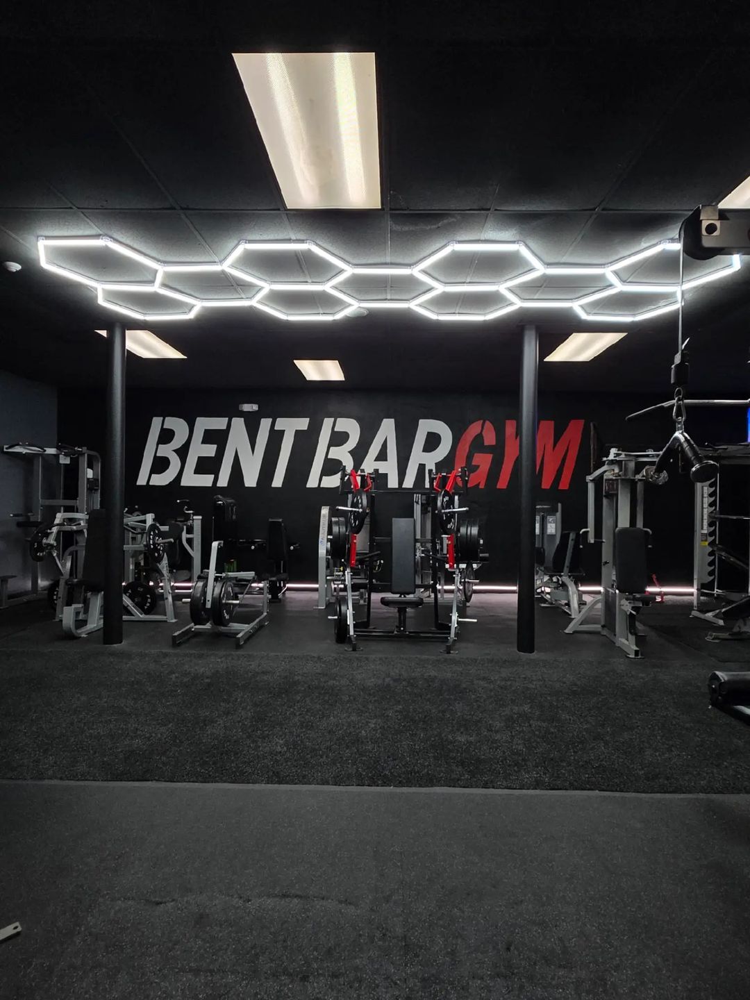 Bent Bar Gym - Photo 2